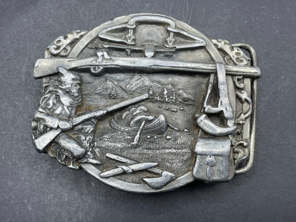 Vintage 1984 Pewter Siskiyou Buckle Co Inc O-29 Frontier Fur Trading Belt Buckle
